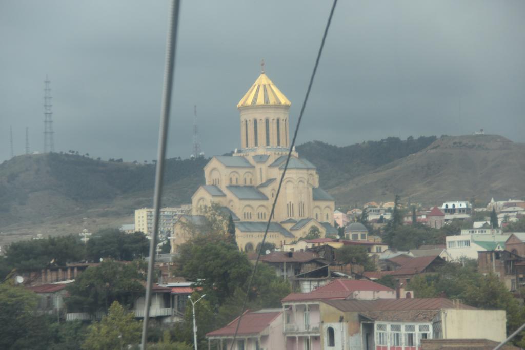 Lilika Apartments On Meskhishvili Tbilisi Exterior foto